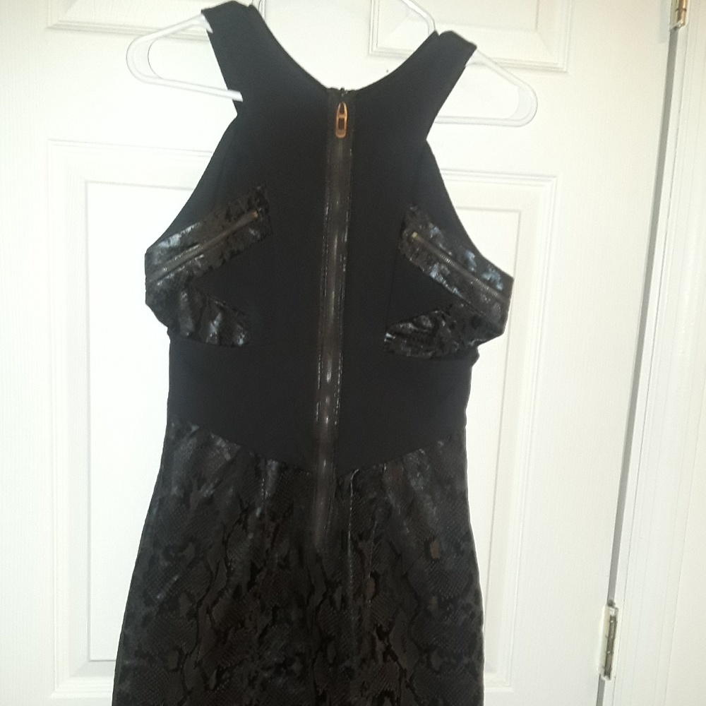 Dress - Picture 2 of 6